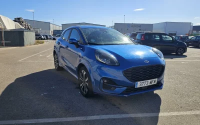 Ford Puma azul 3773 MFM, vista delantera